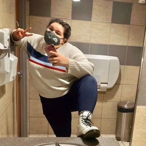 Meet your Posher, Eliza